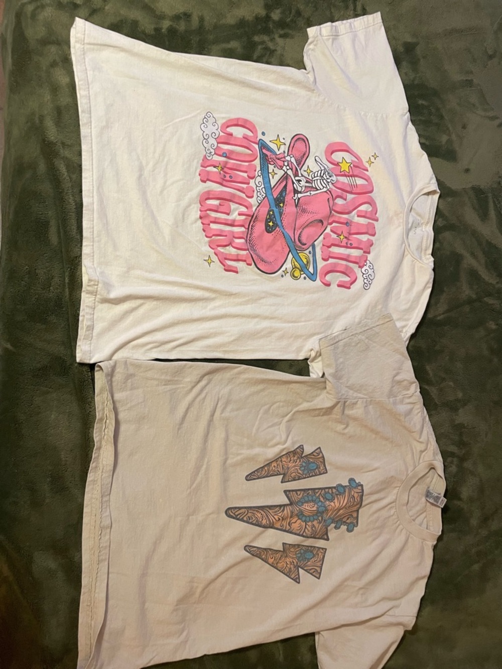 Graphic Cream/Off-White Short Sleeve Tees - Pink & Teal Designs